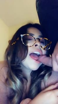 Cute big tits Latina gives me a blowjob - Patreon Porn