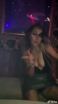 she begged him to cum inside her - Tinder Sex