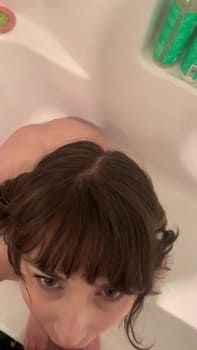 Cum drooling blowjob - Mia - Tiktok Porn