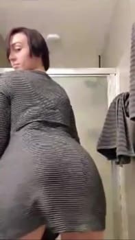 Young-Wife It shows that she is a bitch with high heels - Tiktok Porn