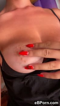 Tiktok Amateur Huge Squirt wetting her Phone - Tiktok Porn