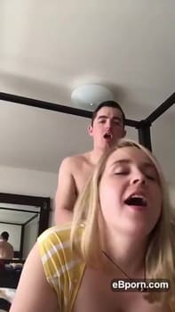 Periscope Porno - Das Kleine Arschloch