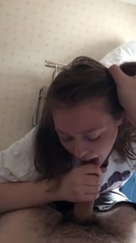 Facial Snapchat cumshot - too much cum she has a hard time with the first blast