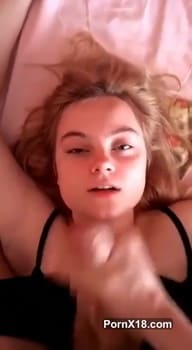 Tiktok Slutty MihaNika69 In Public Park