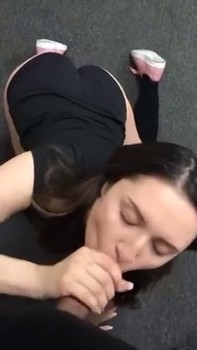 Fucking oiled pussy and dropping the thumb - Snapchat Porn