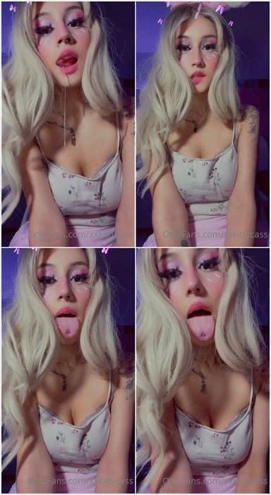 Ghostkittenxx onlyfans leak video with ahegeo mouth and face. Sexy blonde girl from OF and Instagram on full leak video.