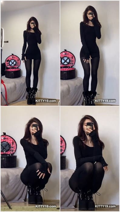 Quincymood porn model with hot legs in black pantyhose! Download it full leaked tiktok video now absolutly free. WOW!