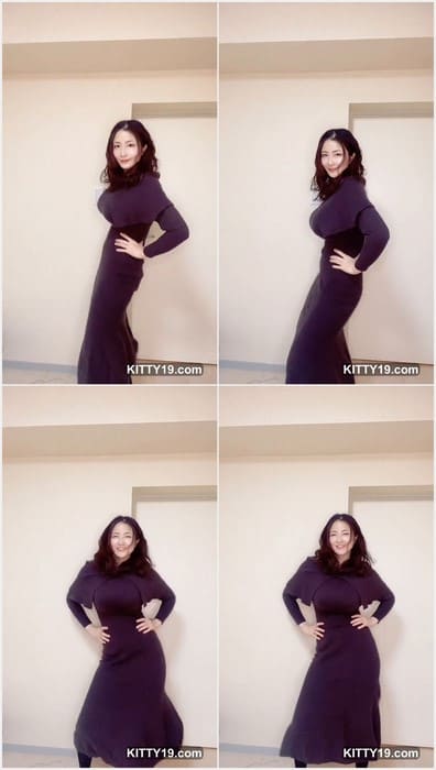 Akienpitsu tits in sexy pink dress so hot boucing with her ass. Japanise model and tiktok influencer! Get her tits in your mouth.