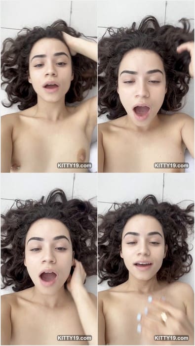 Jamelizzzz porn leaked video with open her mouth for sex. Can you fuck her face now? She need it!