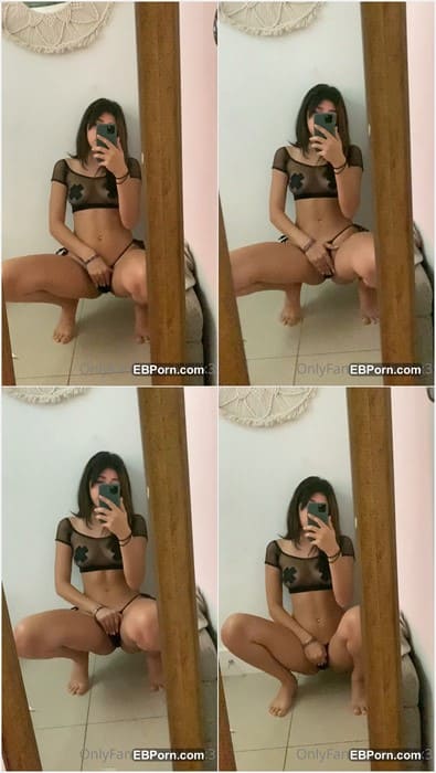 Vivi.x33 leaked masturbate video with her tight pussy and sexy small tits. Amazing model on full leak video!