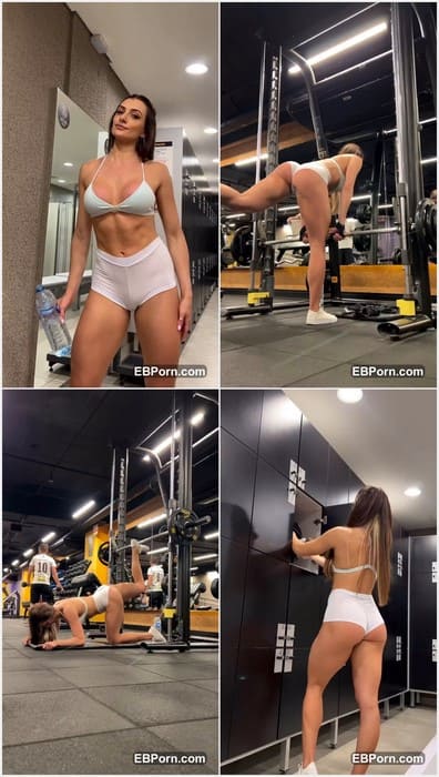 Sarah Caus onlyfans girl in sexy bikini. Her cameltoe pussy so wet and hot now and she need fuck right now. In asshole.