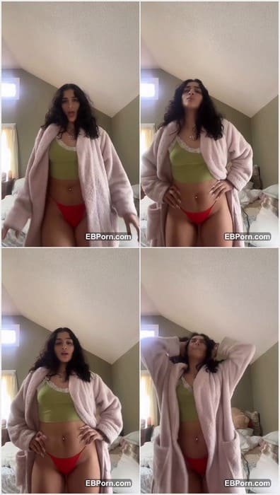 Julianaxxcam porn girl on leak video with adorable pussy in red panties. Sexy brunette and latina girl posing and waiting sex.