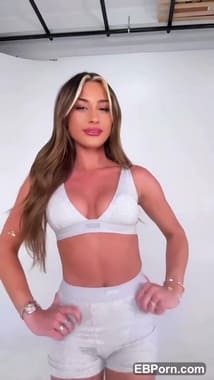 McKinley Richardson nude