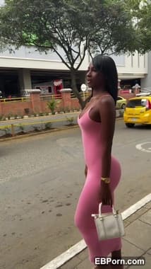 Barbiegomez_latina leaks