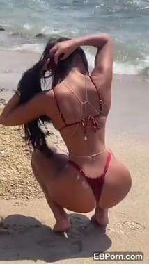 Pia Francesca Ricioppo bikini