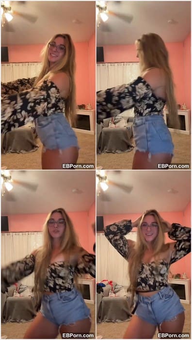 Allie Brink boobs so hot and her adorable pussy wet in tight jeans. Babe ready for sex now buddy