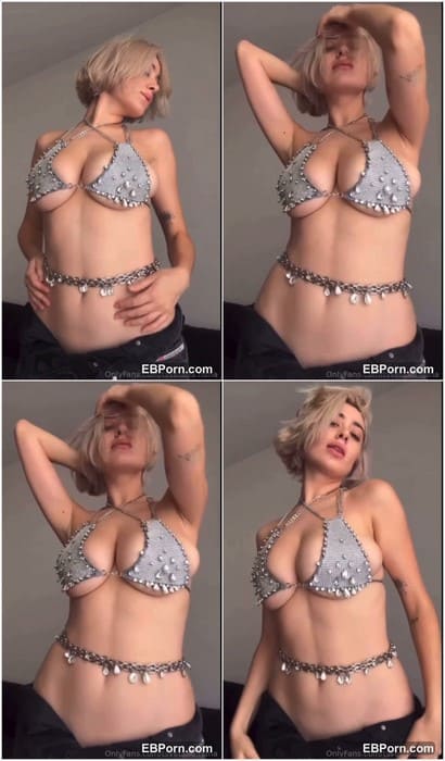 Tsvetana onlyfans leaks with her hot tits in bra. Beauty and sexy model with tight pussy. I checked her vagina with my fingers.