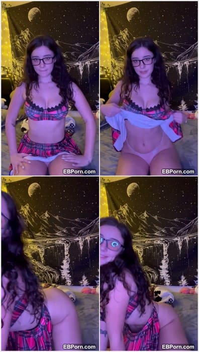 Emily Cocea porn leak video with her adorable tits and cute face before blowjob. Yes, this college slut likes suck another dicks