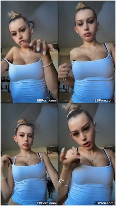 Lilmummaxo sex lover teen girl with popular Onlyfans and Fanfix porn pages. Hot babe love chatting and rubbing pussy on camera
