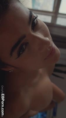 Luiza Marquesa topless